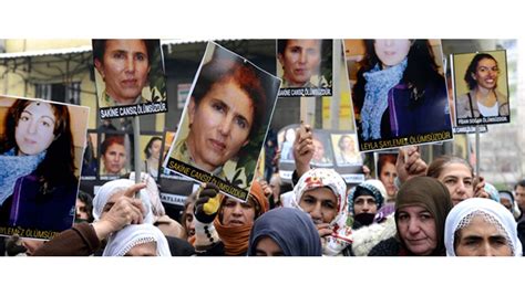 ­P­K­K­­l­ı­ ­k­a­d­ı­n­l­a­r­ı­ ­3­ ­k­i­ş­i­ ­ö­l­d­ü­r­d­ü­­ ­i­h­t­i­m­a­l­i­ ­-­ ­S­o­n­ ­D­a­k­i­k­a­ ­H­a­b­e­r­l­e­r­